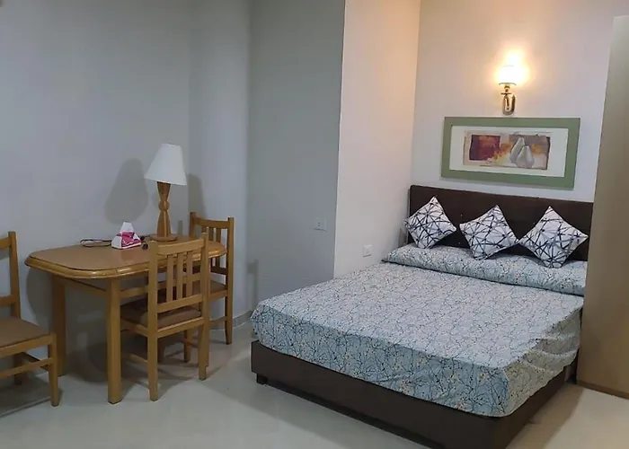 Apartment Perfect For Couples, Sunny & Seaview & Free Wi-fi *
